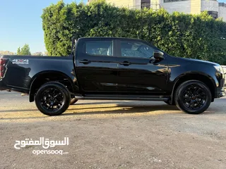  4 سوزو ديماكس Gt 2025 بالشكل الجديد  ‏ Isuzu D- Max 2025 GT عداد زيرو