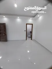  7 في ارقى مناطق الجاردنز 90م شقة سكنيه و استثمارية