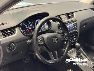  10 Skoda Octavia station
