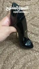  21 نشتري جميع انواع العطور الأصلية الفارغه بأفضل الأسعار بأدن الله اهم اشي يكونو اصليات ويكونو كميه ...