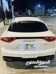  11 Kia Stinger GT1 2019