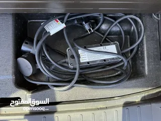  19 هونداي توسان ترخيص 2022 محرك 1600 هايبرد plug in/يقطع على الشحنه 65 كيلو متر