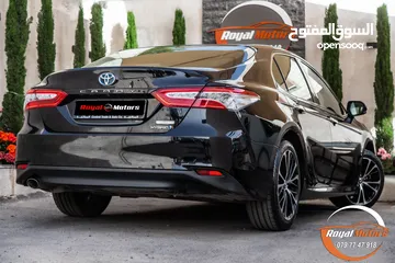  17 Toyota Camry Limited Edition 2020