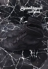  16 احذيه   وخوذ واكسسوارات دراجات