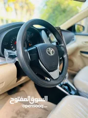  21 تويوتا يارس 2019   ماتور 1500cc بسعر 11500 دينار  الشكل الجديد فحص كامل 7 جيد بدون ملاحظات او قصعات
