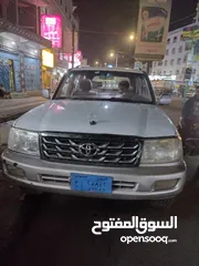  4 تويوتا صالون