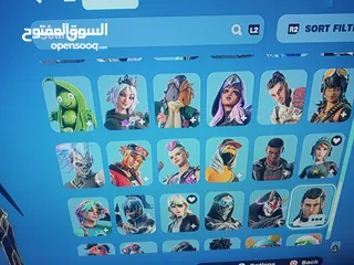  6 حساب فورت نايت للبيع بسعر جيد ومع باتل باس وسكنات كرو