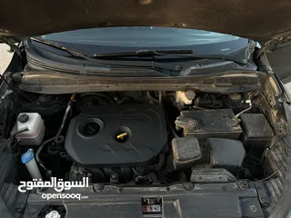  28 هيونداي توسان موديل 2015 للبيع