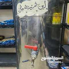  1 ثلاجة لبن شنينة كبيرة للبيع