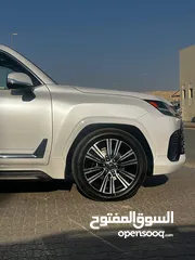  7 لكزس LX600 موديل 2024