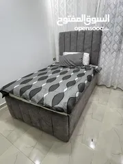  1 سرير مفرد ونص للبيع