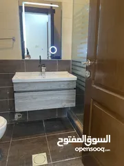  14 شقة سوبر ديلوكس طابق ثاني للبيع في الرونق / البيادر من المالك مباشرة