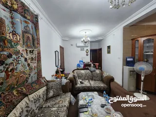  12 شقة طابق اول للبيع في تلاع العلي