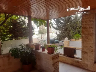  13 شقه مميزه للبيع