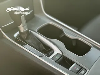  8 هوندا اكورد LX 2020