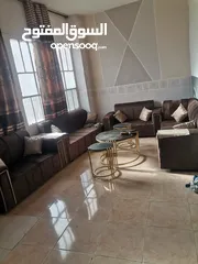  1 جلسه كورنر +مقعد مجوز  للبيع مع بفه +طاولات  مستعمل شهر واحد فقط
