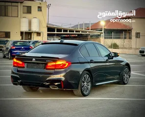  11 ‏530E   // 2019.            ‏ benzin  Plug In Hybrid (PLUG IN )  ‏ 297HP  Turb