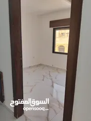  6 شقة سكنية الياسمين -عمارة القيسي - تبعد عن تاج مول دقيقتين - إيجار سنوي لعرسان جدد أو عائلة صغيرة -