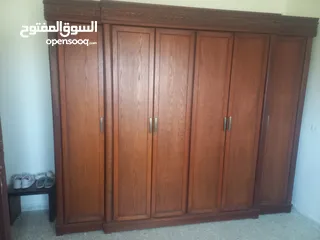  8 غرفة نوم أمريكي كامل بحالة ممتازه.... للتواصل