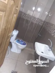  10 بيت مستقل للبيع