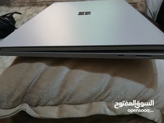  11 Microsoft Surface book 3 15", 16GB Ram, 256GB NVMe, NVIDIA 1660Ti, 4K UHD Touch   حالة الجديد ومكفول