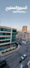  9 مكتب يصلح عياده للايجار بمساحه 70 متر، جبل عمان بجانب مستشفى فرح وبالقرب من مستشفى عبدالهادي