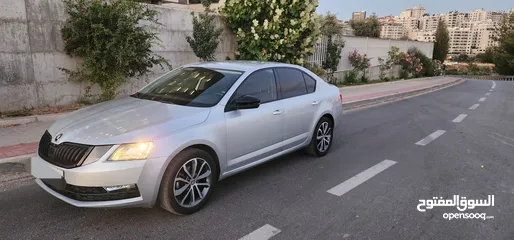  6 سكودا اوكتافيا بنزين