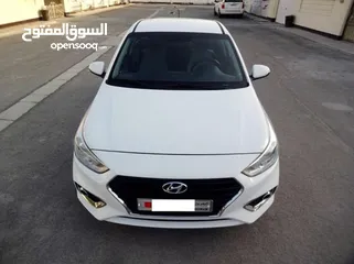  2 Urgent sale...Hyundai Accent 1.6 2018 Sedan, Automatic, White, Excellent condition