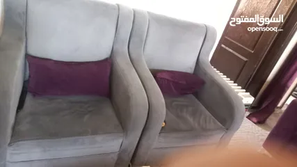  2 كورنر مستعمل بحالة جيدة للبيع