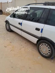  5 اوبل زافيرا