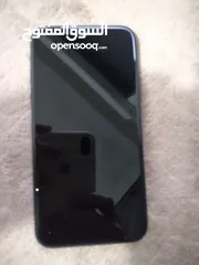  4 iPhone XR ايفون