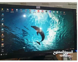  1 جـــهاز كــــمبيوتر مع جـــميع اكـــسسواراته للبيـــع