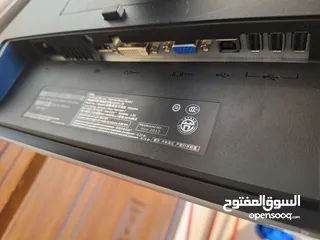  6 شاشة "Dell 23 inch  مع مداخل usb مع قاعدة متحركة.بحالة الوكالة