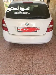  1 سيارة نضيفه منفوضه افحص وين ما بدك
