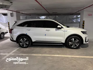  3 كيا سورينتو 2023 هايبرد  (Haybrid HEV) AWD 4/4كهرباء+بنزين  1600cc بزنس