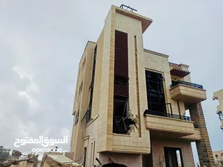  1 فيلا حديثه للبيع