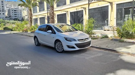  22 أوبل أسترا ( J ) موديل 2013 تسير 2016 ، بوضع الشركة