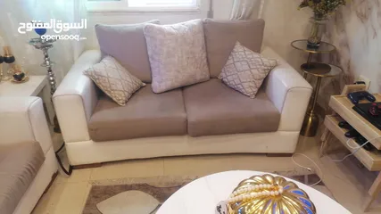  7 حماصه مستعمل للبيع وغرفه نوم وطقم كنب
