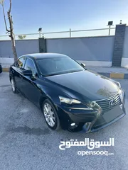  14 لكزس IS300 2015 بحالة الوكالة