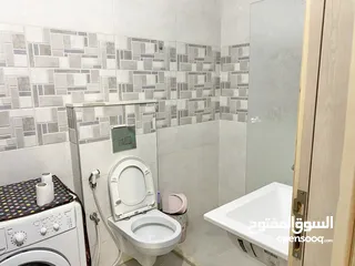  6 شقة مفروشة 550$