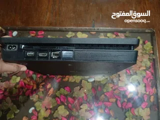  2 بلايستيشن 4سلم للبيع
