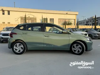  5 هونداي i20 ترخيص 2023 محرك 1000 بنزين/مساعده كهرباء 48v جير أوتوماتيك 100 حصان