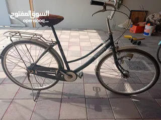  1 دراجه هوائيه للبيع المقاس 27 الدراجه امورها طيبه