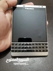  1 Blackberry Passport SE