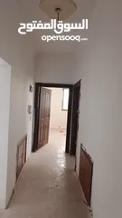  8 شقه  للبيع