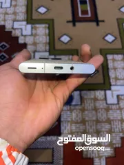  2 Leitz Phone 1موبايل فلاكشب