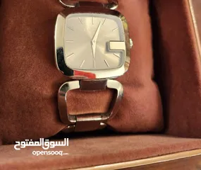  5 GUCCI ساعة