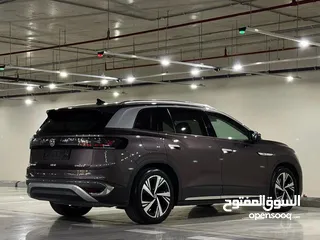  10 ID 6 Crozz pro اعلى صنف موديل 2022  فل اضافات فتحه متحركه وعداد 42 الف ما زالت تحت الكفاله