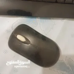  9 كمبيوتر  للبيع مستعمل بحالة ممتازة مساحة جيدا سماعات