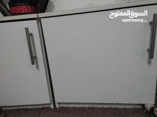  4 ثلاث كومدينات استعمال بسيط